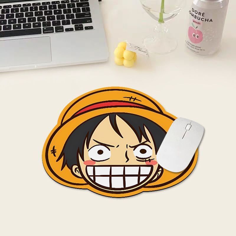 Stationery Office - ワンピース ルフィ マウスパッド、小型コンピューターデスクマット、オフィスエイリアン滑り止めラウンドキーボードパッド、かわいい漫画、友人へのギフト