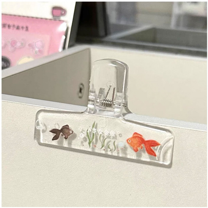 1PC 透明アクリル金魚バインダークリップ、滑り止めブック、 - Binder Clip Assorted のレビューと価格